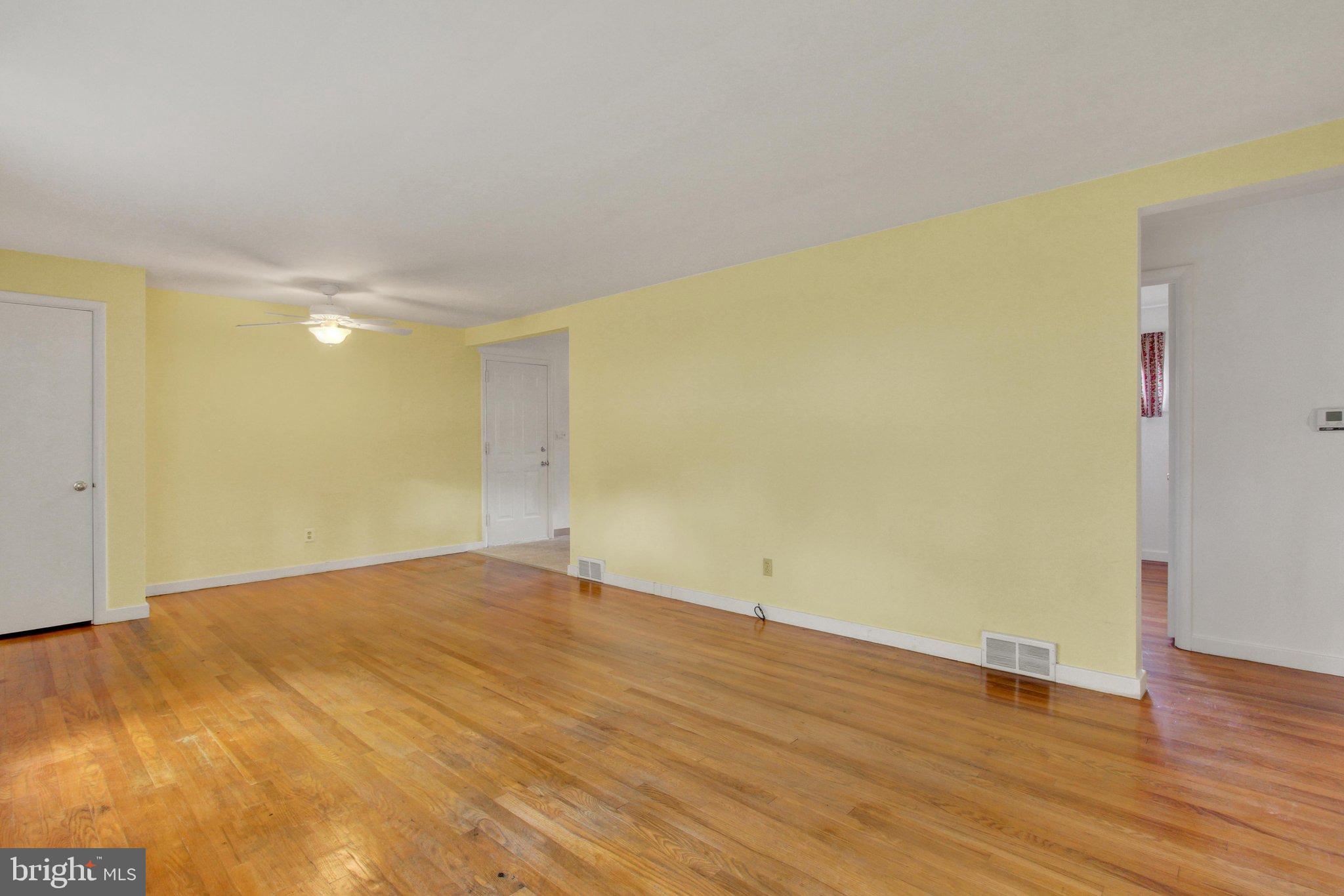 2409 Cambridge Road York, PA 17402 - Photo 3 of 21 Hardwood floors & ceiling fans