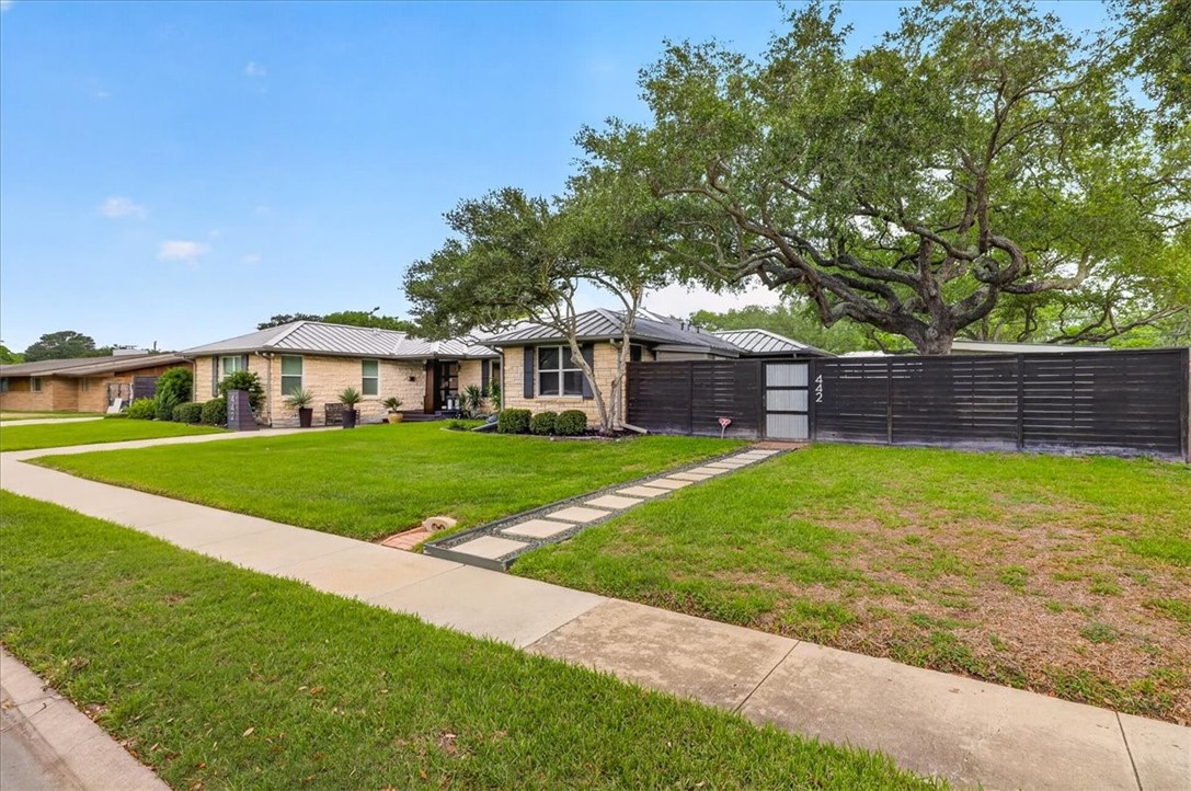 442 Bermuda Place Corpus Christi, TX 78411 - Photo 39 of 40