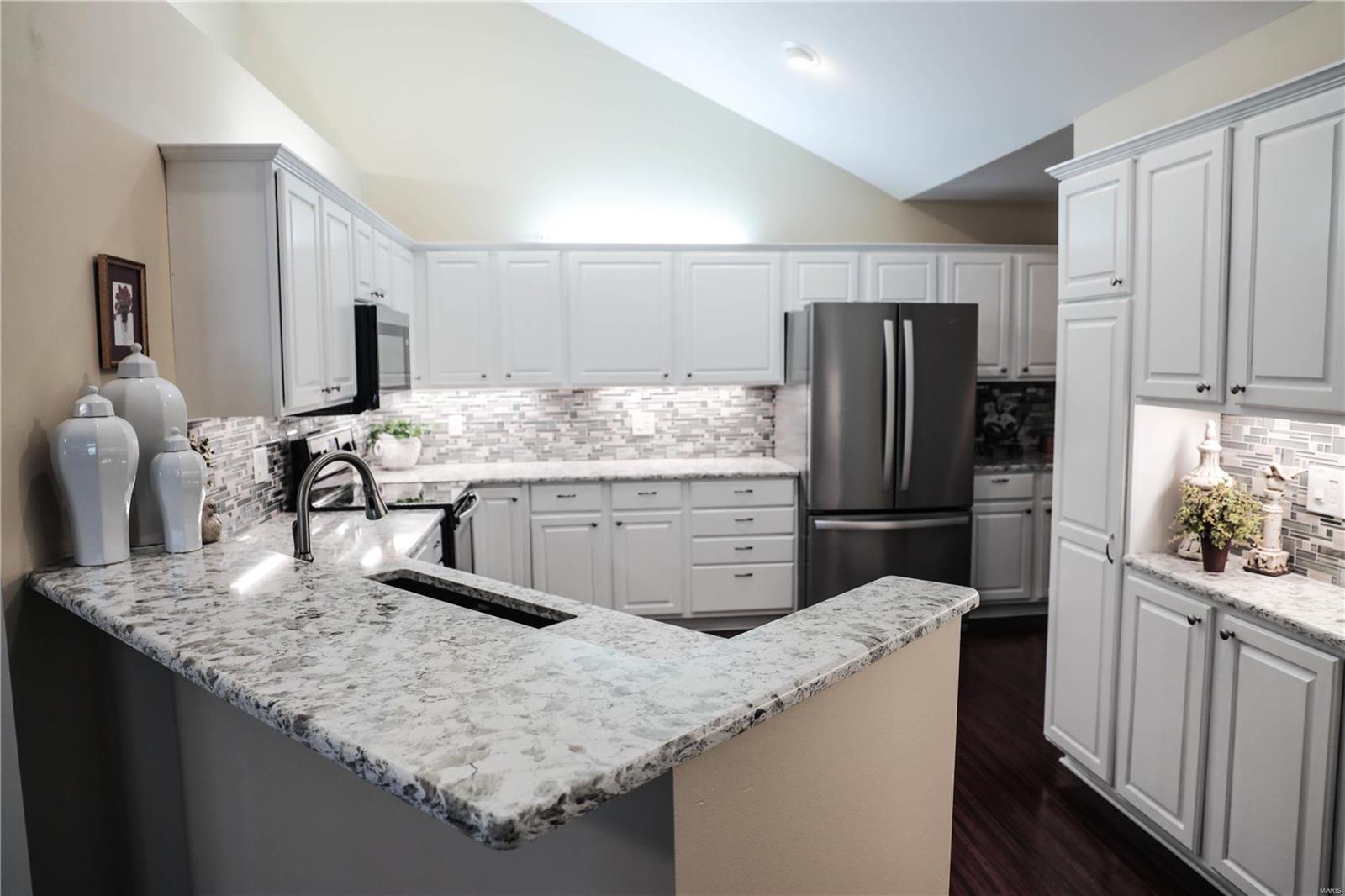 1317 Three Rivers Drive O'Fallon, IL 62269 - Photo 14 of 25 Gallery Image 14