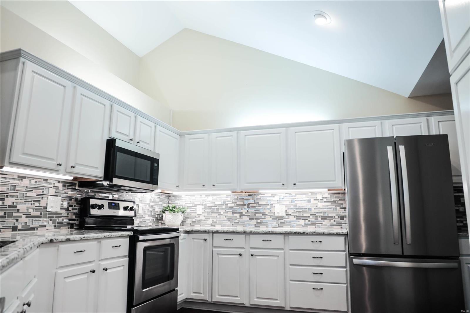 1317 Three Rivers Drive O'Fallon, IL 62269 - Photo 16 of 25 Gallery Image 16