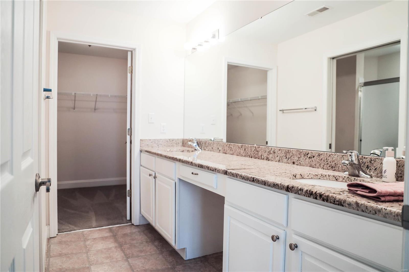 1317 Three Rivers Drive O'Fallon, IL 62269 - Photo 24 of 25 Gallery Image 24
