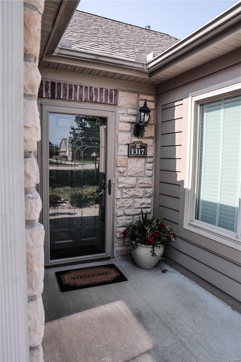 1317 Three Rivers Drive O'Fallon, IL 62269 - Photo 9 of 25 Gallery Image 9