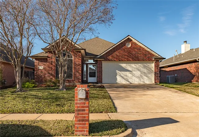 $307,500 | 2630 Lochinvar Lane, Bryan, TX 77802