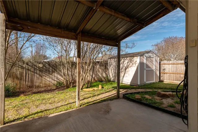 $307,500 | 2630 Lochinvar Lane, Bryan, TX 77802