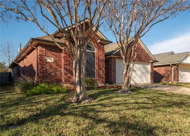 $307,500 | 2630 Lochinvar Lane, Bryan, TX 77802