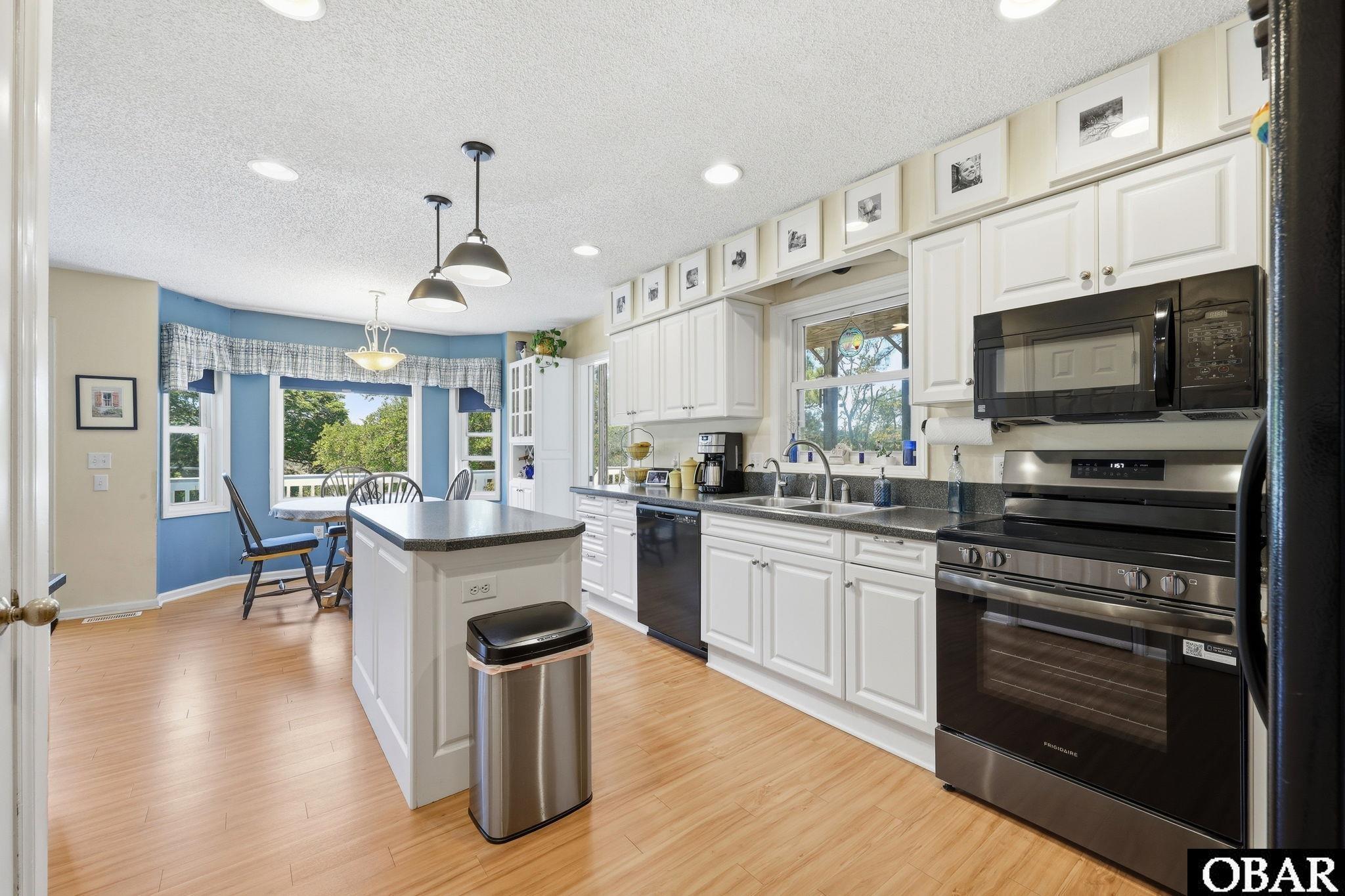 889 Emeline Lane Kitty Hawk, NC 27949 - Photo 14 of 54