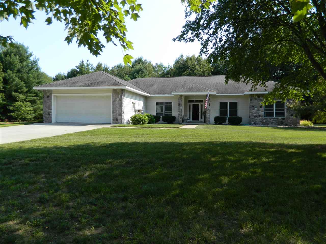 4777 Lalonde Road Standish, MI 48658 - Photo 1 of 53 1890733.JPG