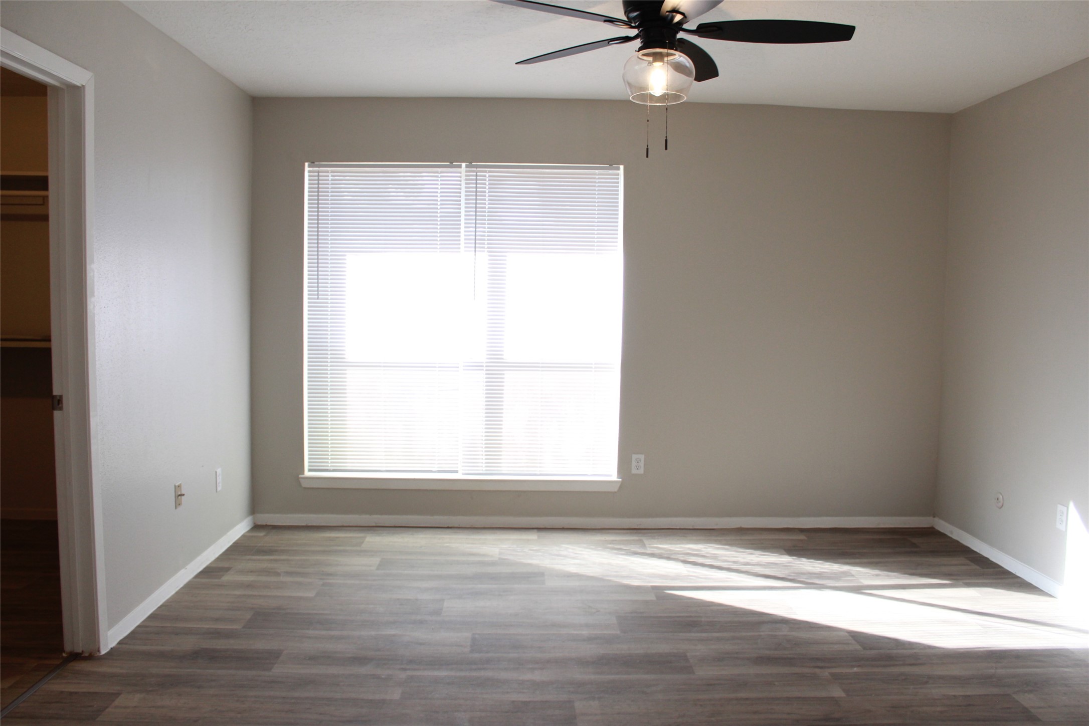 4406 Lost Lake Lane Spring, TX 77388 - Photo 16 of 36 Primary bedroom