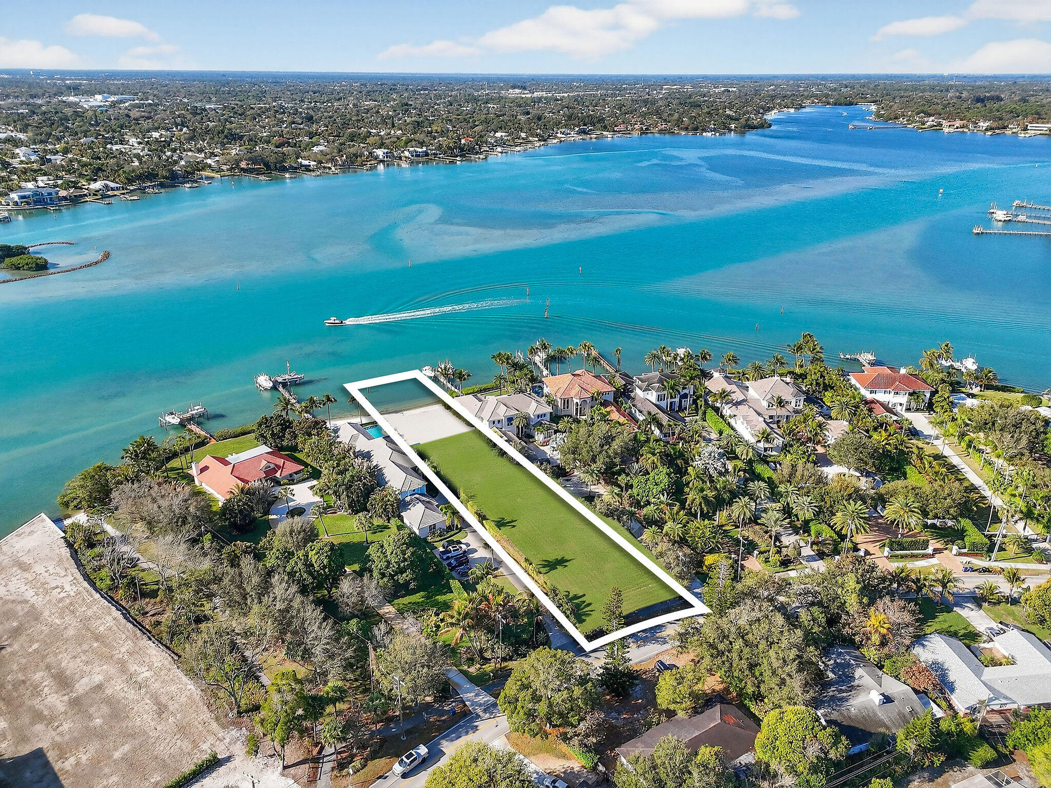 114 West Riverside Drive Jupiter, FL 33469 - Photo 13 of 35 114WRiversideDrAerials(35)EDIT01