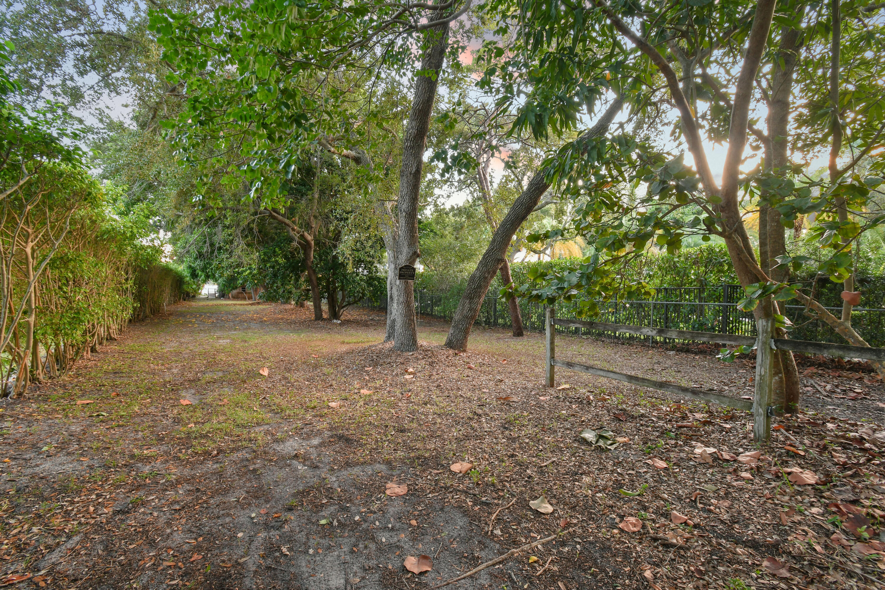 114 West Riverside Drive Jupiter, FL 33469 - Photo 22 of 35 114WRversideDr-Twilights(20)