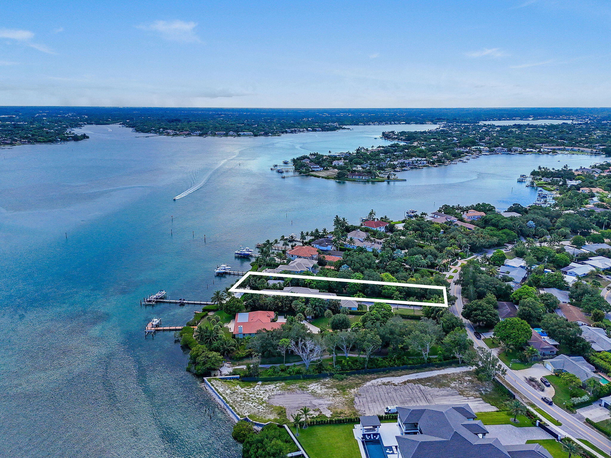 114 West Riverside Drive Jupiter, FL 33469 - Photo 27 of 35 114WRiversideDrAerials(29)a