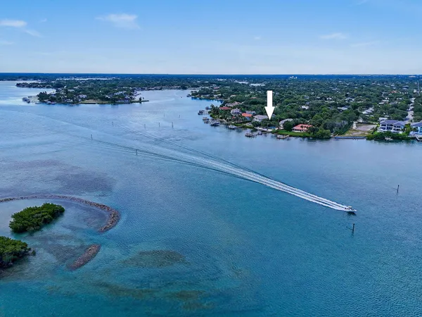 $5,495,000 | 114 West Riverside Drive, Jupiter, FL 33469