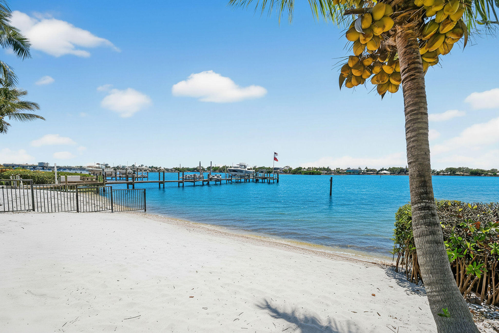 114 West Riverside Drive Jupiter, FL 33469 - Photo 4 of 35 114WRiversideDr-March10(Lifted)(4)EDITv2