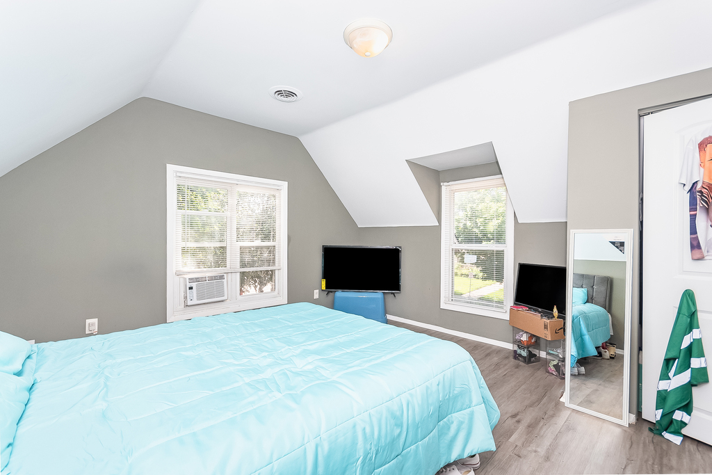 415 Plainfield Road Joliet, IL 60435 - Photo 3 of 14