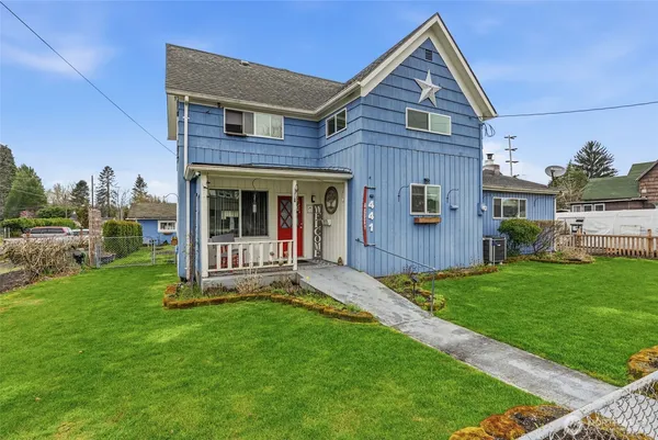 $420,000 | 441 4th Avenue Southwest, Castle Rock, WA 98611