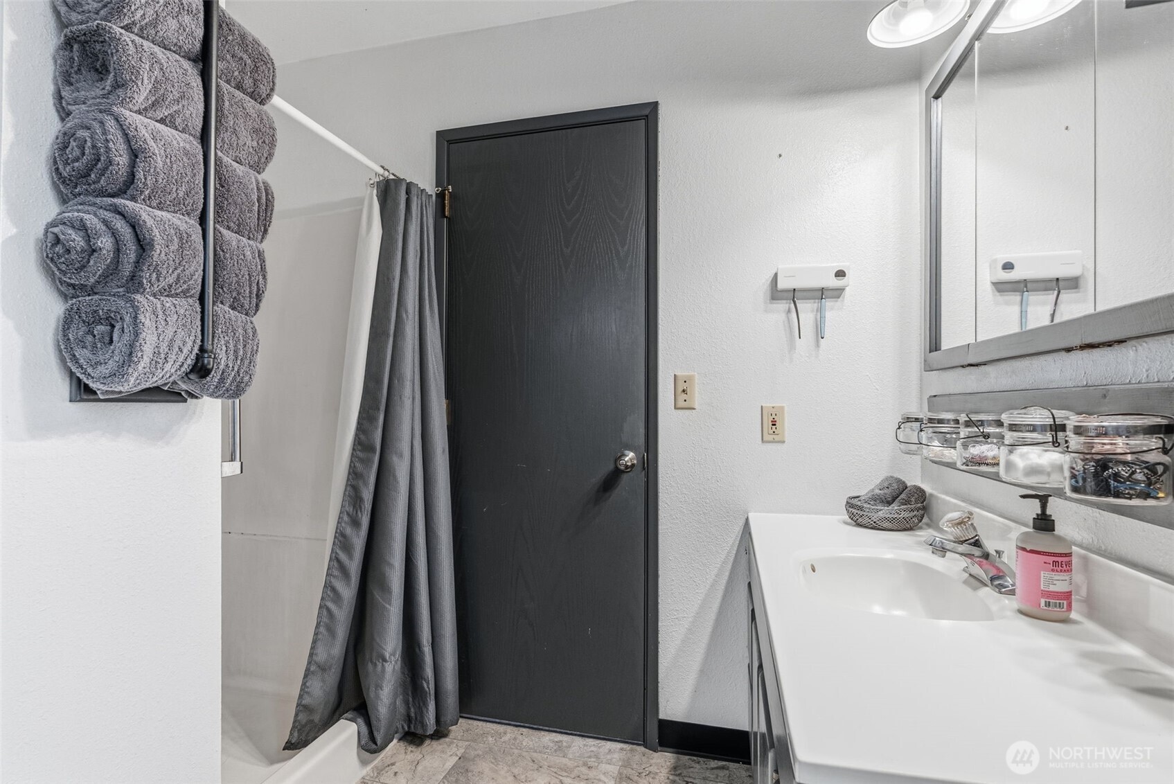 441 4th Avenue Southwest Castle Rock, WA 98611 - Photo 13 of 34