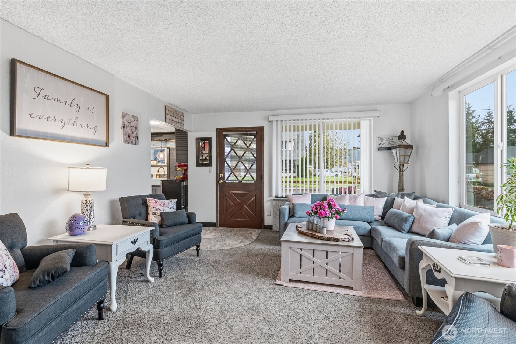 441 4th Avenue Southwest Castle Rock, WA 98611 - Photo 4 of 34