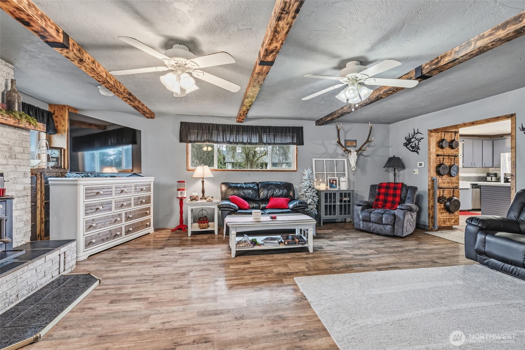 441 4th Avenue Southwest Castle Rock, WA 98611 - Photo 10 of 34