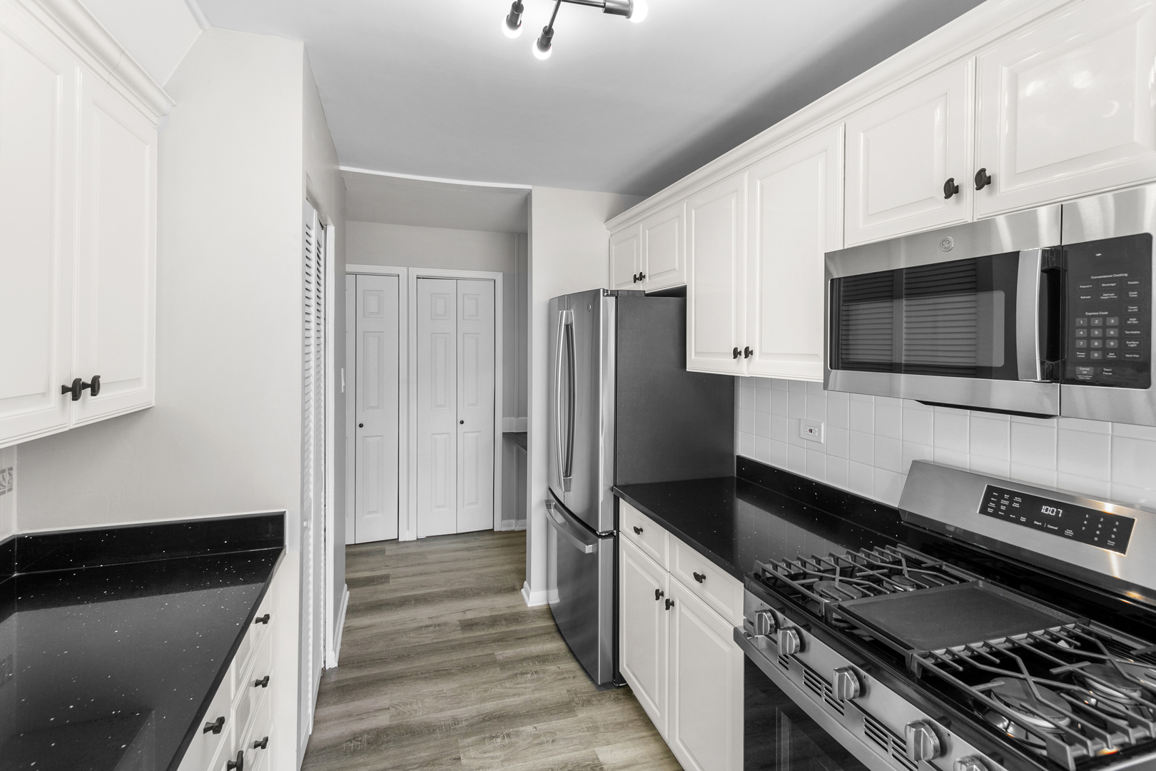 3522 Maple Lane Hazel Crest, IL 60429 - Photo 6 of 21