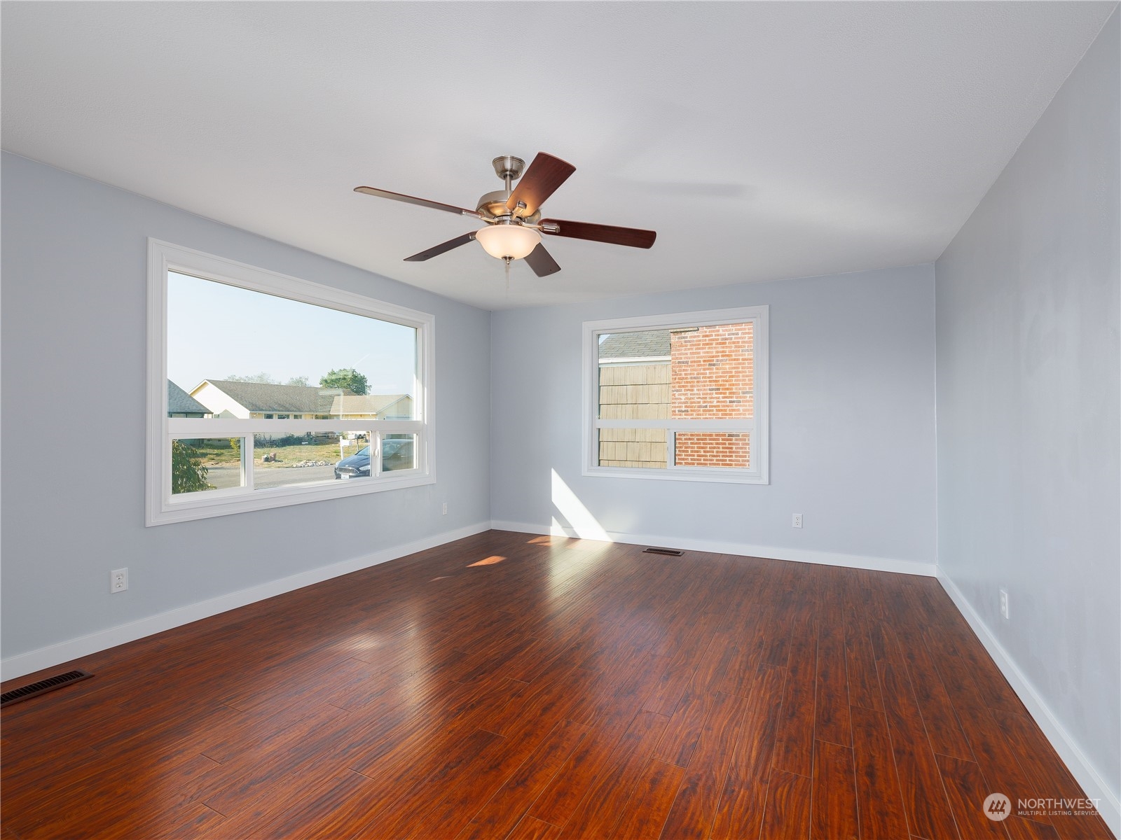 362 Southwest 15th Street Chehalis, WA 98532 - Photo 3 of 27 Gallery Image 3