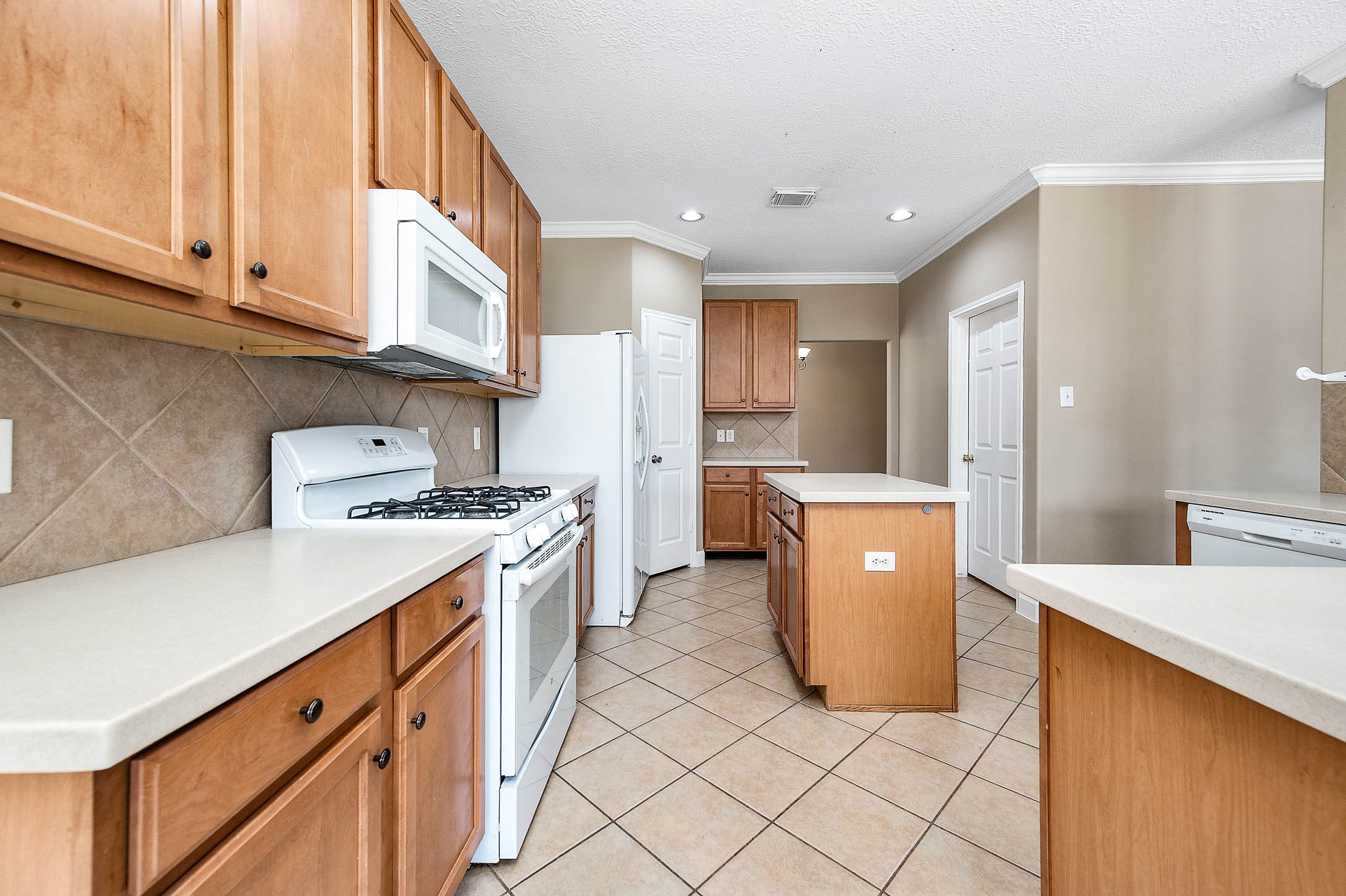 952 Crannog Way Conroe, TX 77301 - Photo 6 of 32