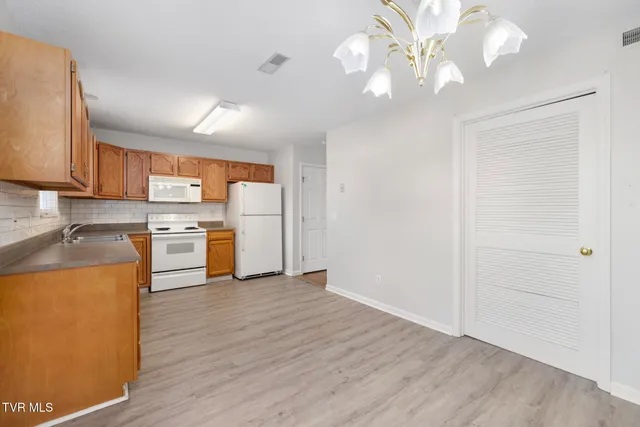 $194,000 | 3115 West Walnut Street, Unit 6, Johnson City, TN 37604