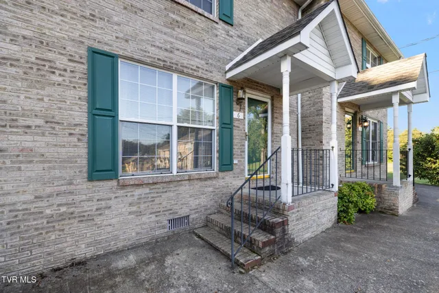 $194,000 | 3115 West Walnut Street, Unit 6, Johnson City, TN 37604