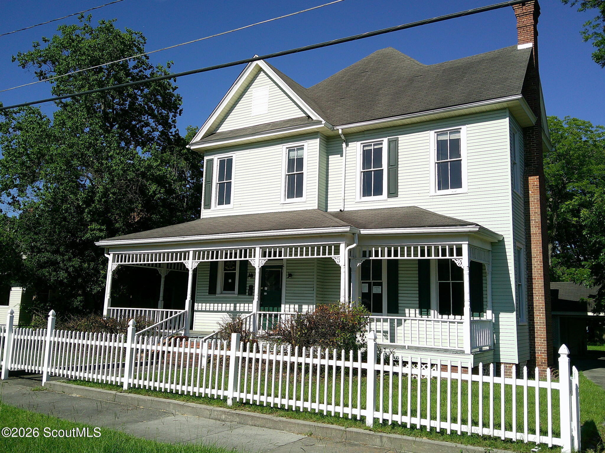 405 Gilmore Street Waycross, GA 31501 - Photo 2 of 18