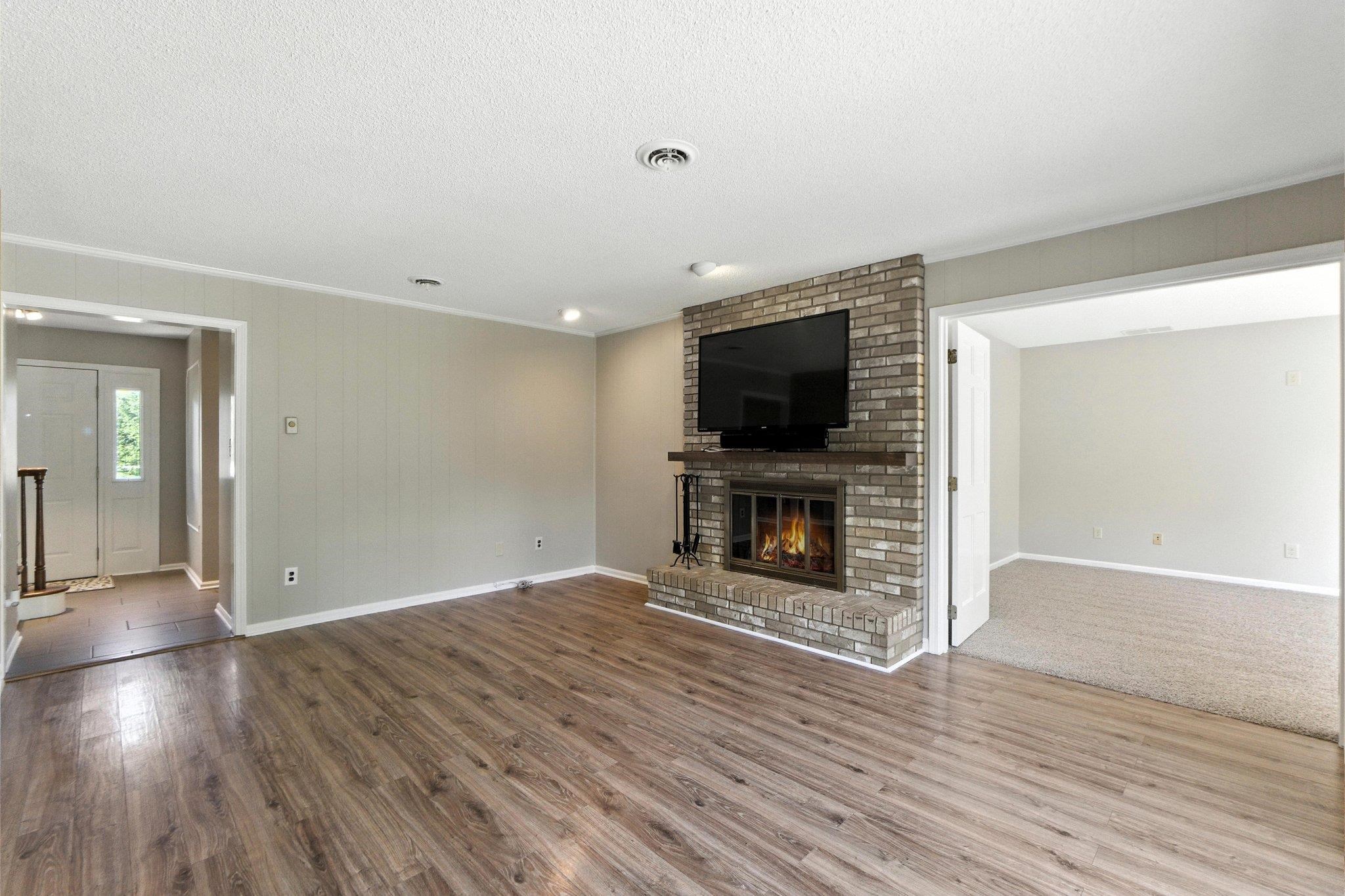 9824 Iron Bridge Road Roanoke, IN 46783 - Photo 13 of 36