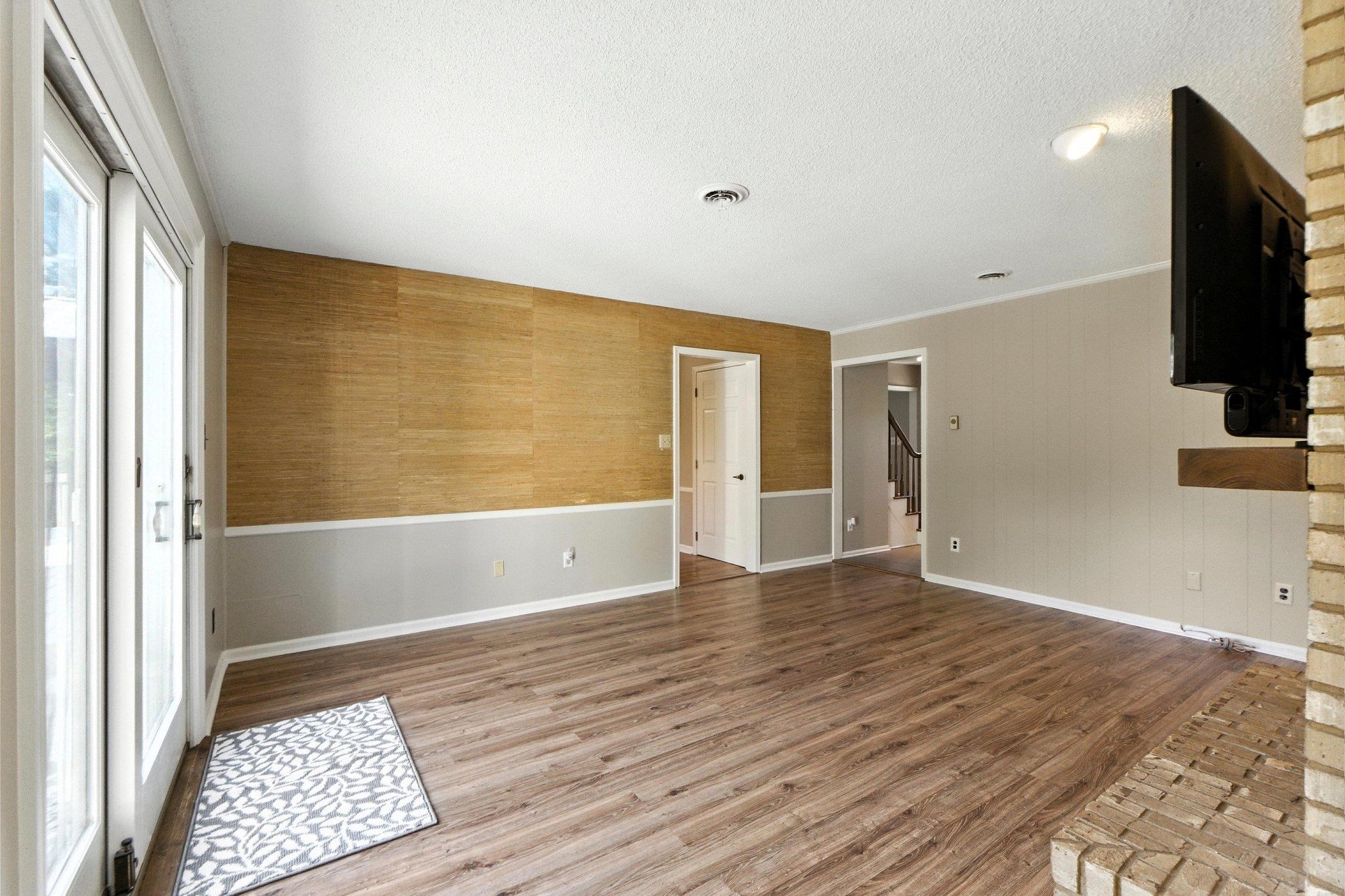 9824 Iron Bridge Road Roanoke, IN 46783 - Photo 15 of 36