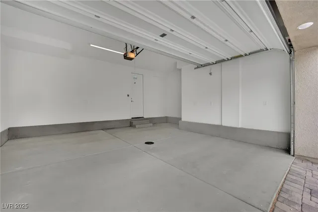 $460,744 | 11422 Crimson Ledge Avenue, Las Vegas, NV 89138