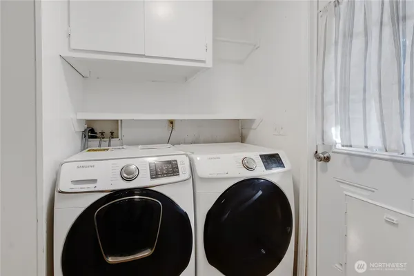 $414,950 | 31421 62nd Ave Court South, Roy, WA 98580