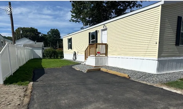 $238,000 | 9 Abbey Lane, Taunton, MA 02780