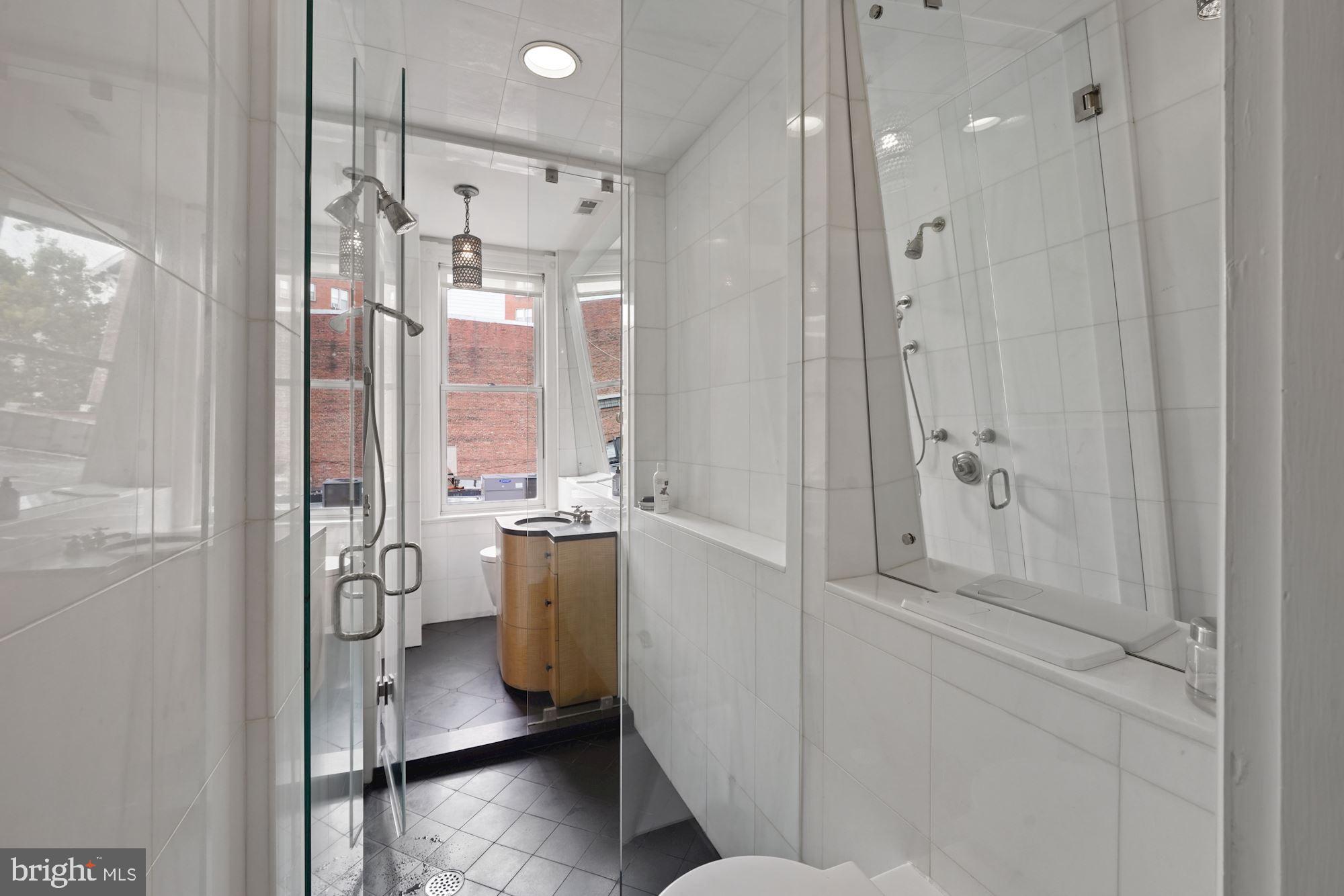 2002 15th Street Northwest Washington, DC 20009 - Photo 17 of 46