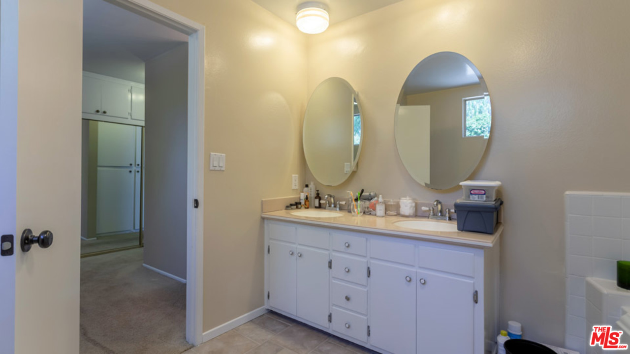 65 Ranchview Road Rolling Hills Estates, CA 90274 - Photo 22 of 41