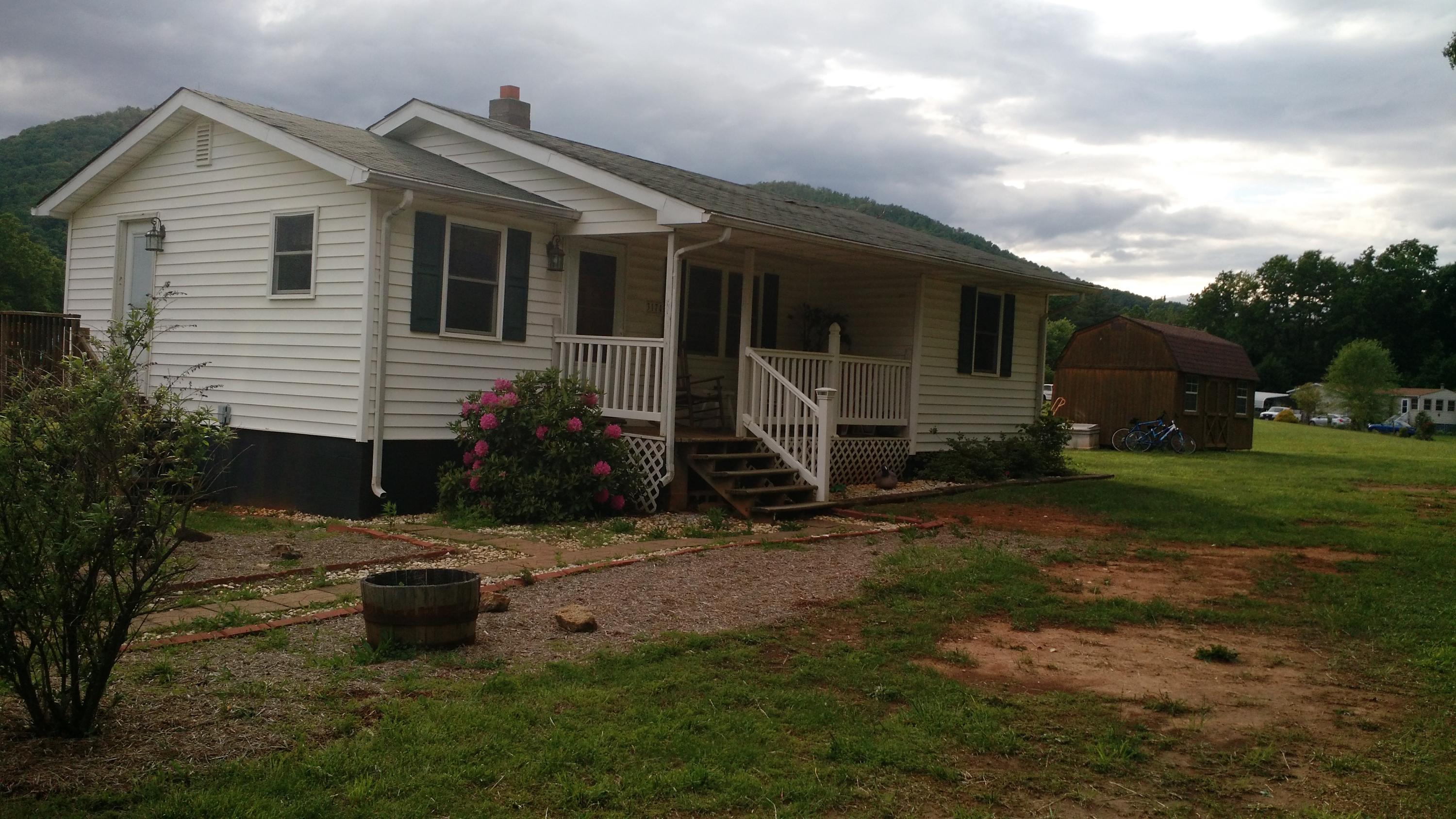 3174 Quarles Road Thaxton, VA 24174 - Photo 2 of 17 Front yard/storage