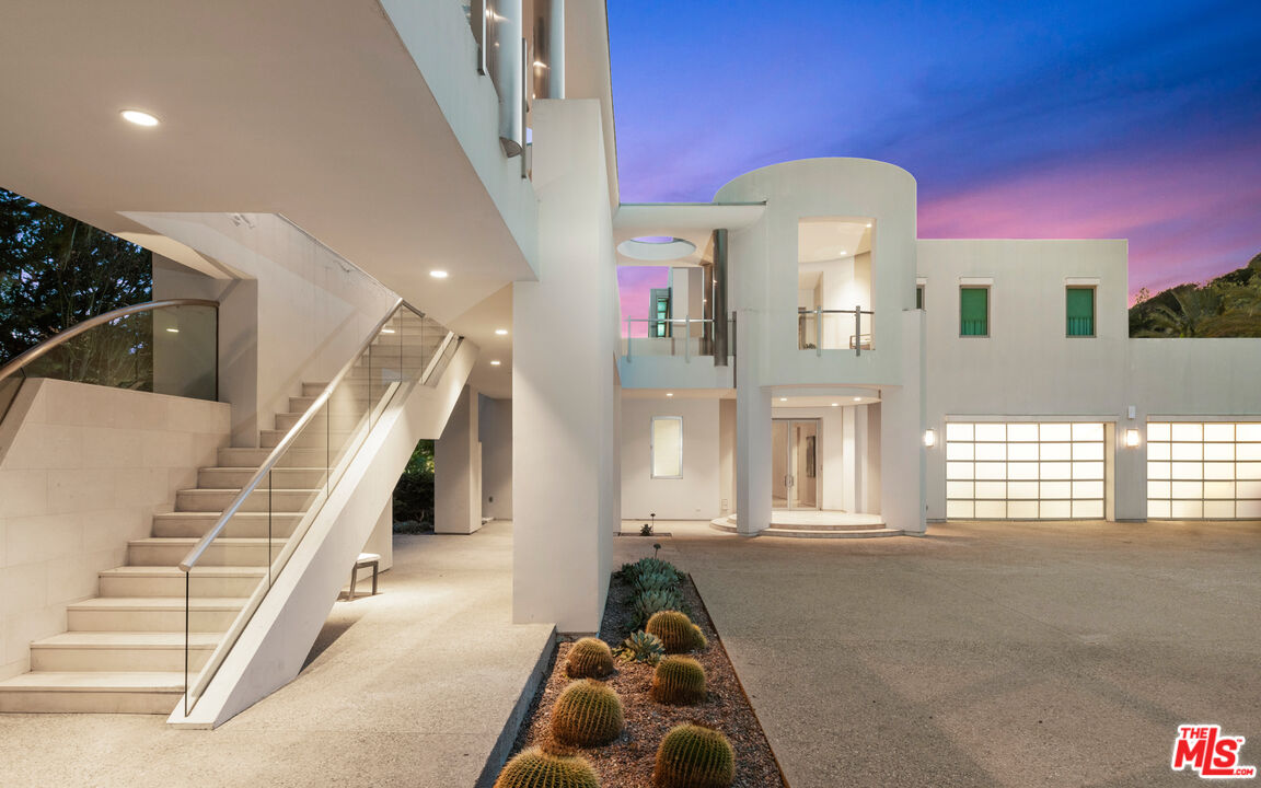 72 Beverly Park Beverly Hills, CA 90210 - Photo 5 of 38