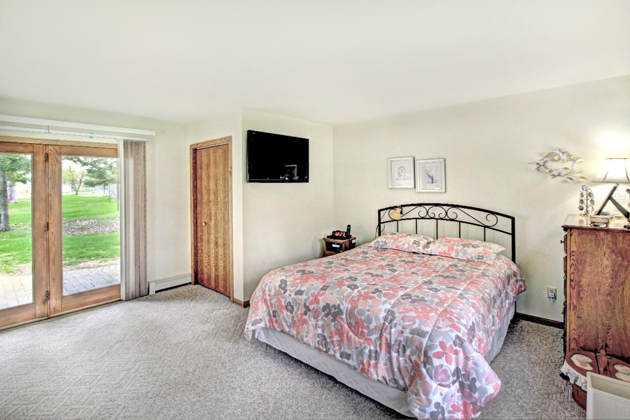 525 Bond Street Eagle River, WI 54521 - Photo 10 of 16 Gallery Image 10