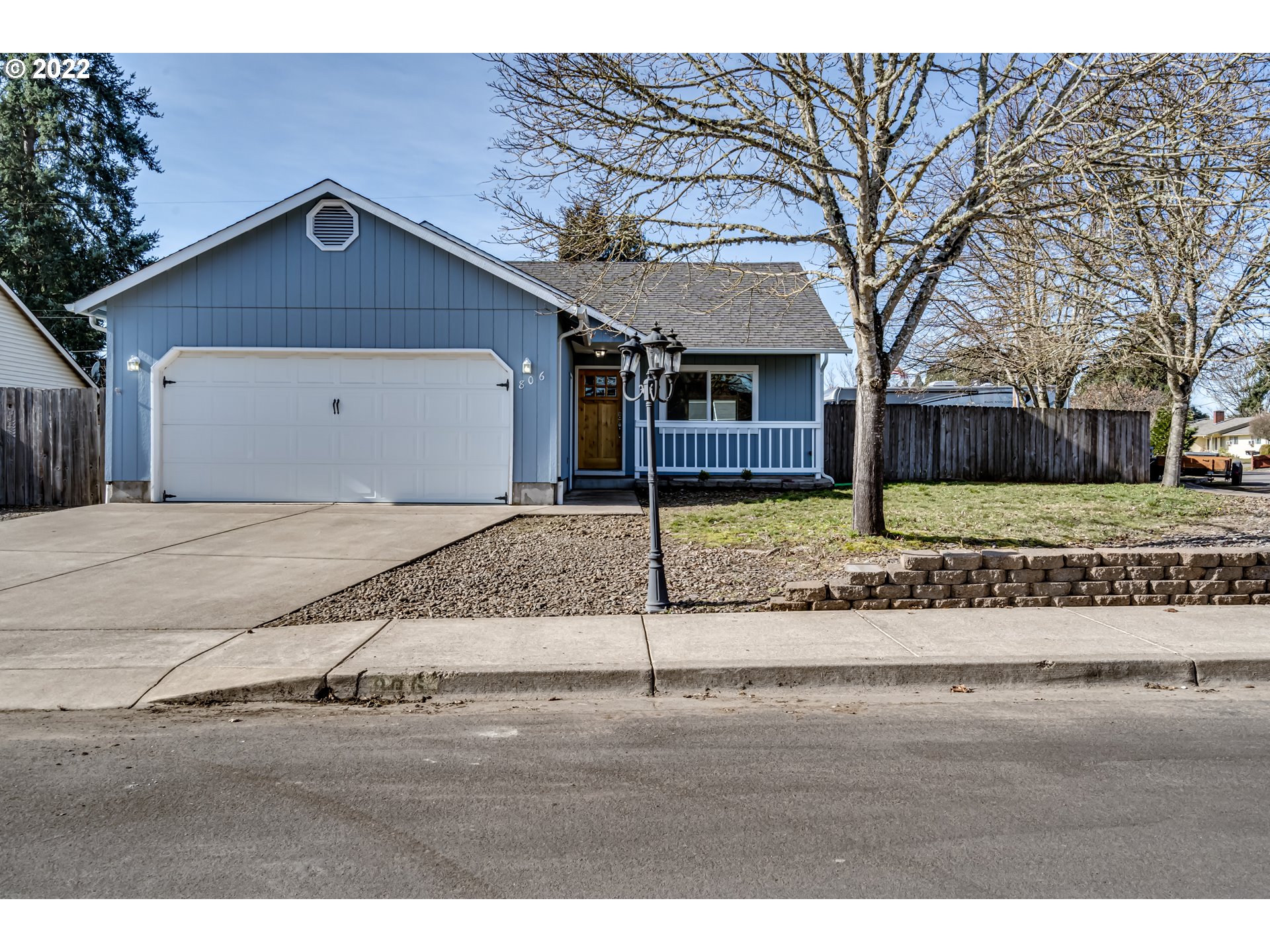 806 Hazelnut Lane Springfield, OR 97478 - Photo 3 of 28 a front view of a house with a yard