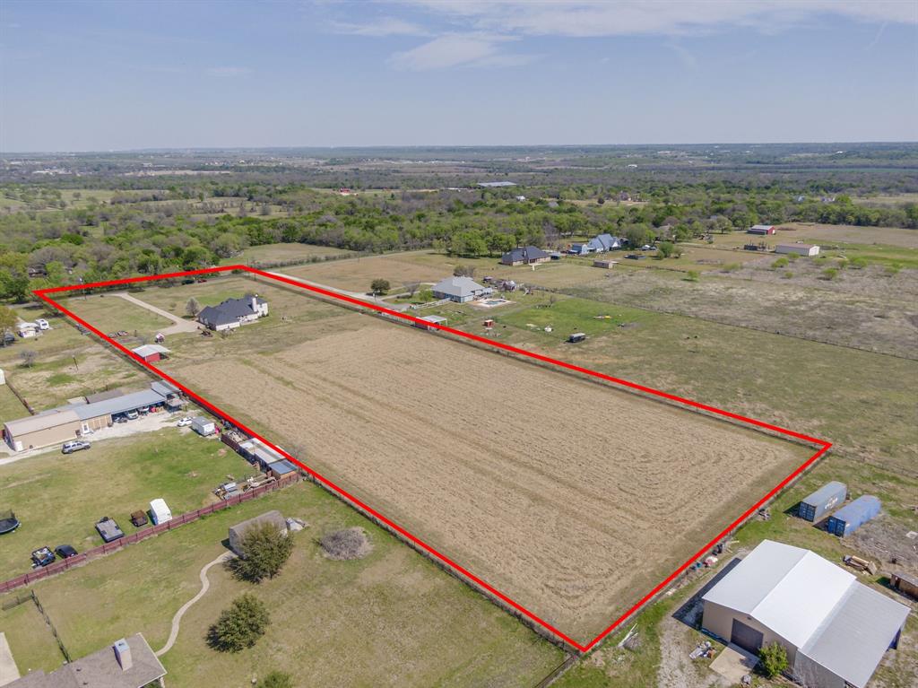 130 Eubanks Road Maypearl, TX 76064 - Photo 2 of 39