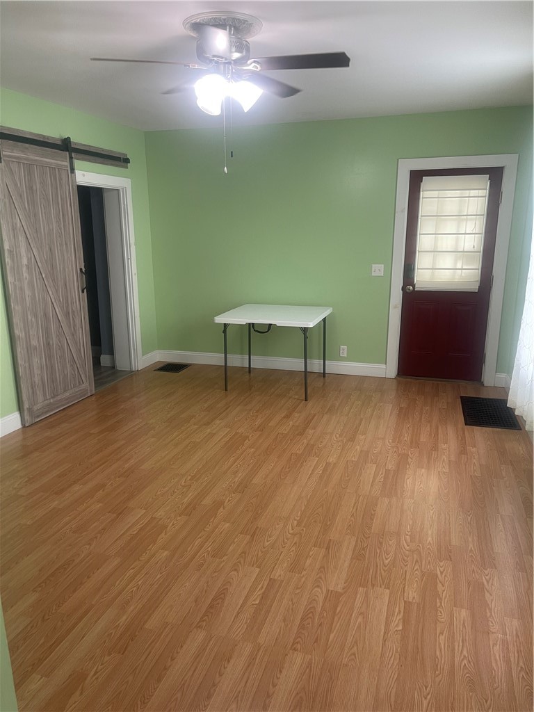 313 Roe Avenue Elmira, NY 14901 - Photo 2 of 22