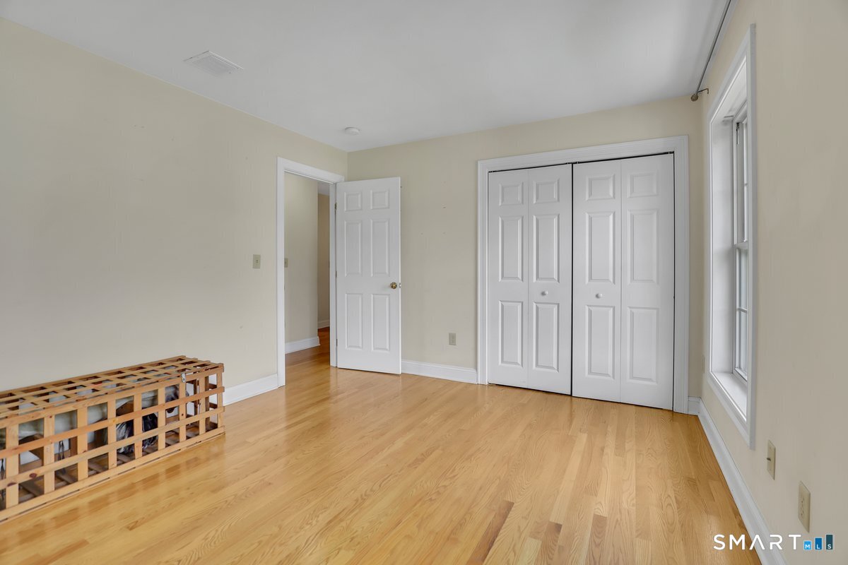 95 Higgins Road Cheshire, CT 06410 - Photo 21 of 40