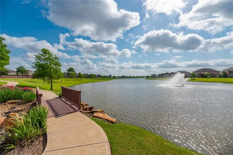 $549,000 | 25710 Somerset Meadows Court, Katy, TX 77494