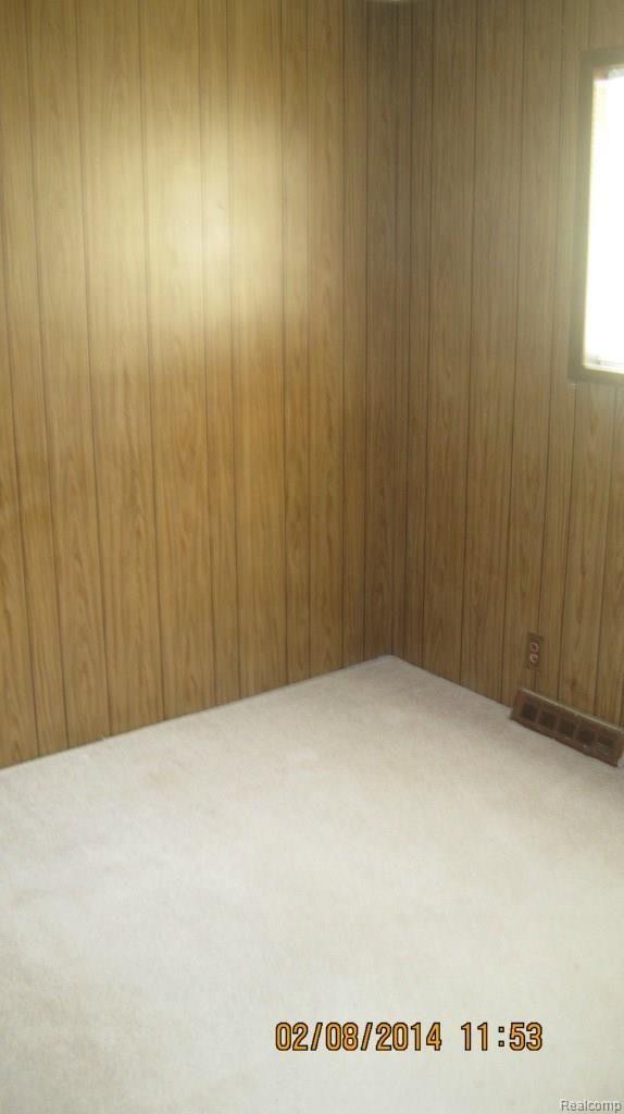 8247 Harding Street Taylor, MI 48180 - Photo 11 of 26 IMG_4109.jpg