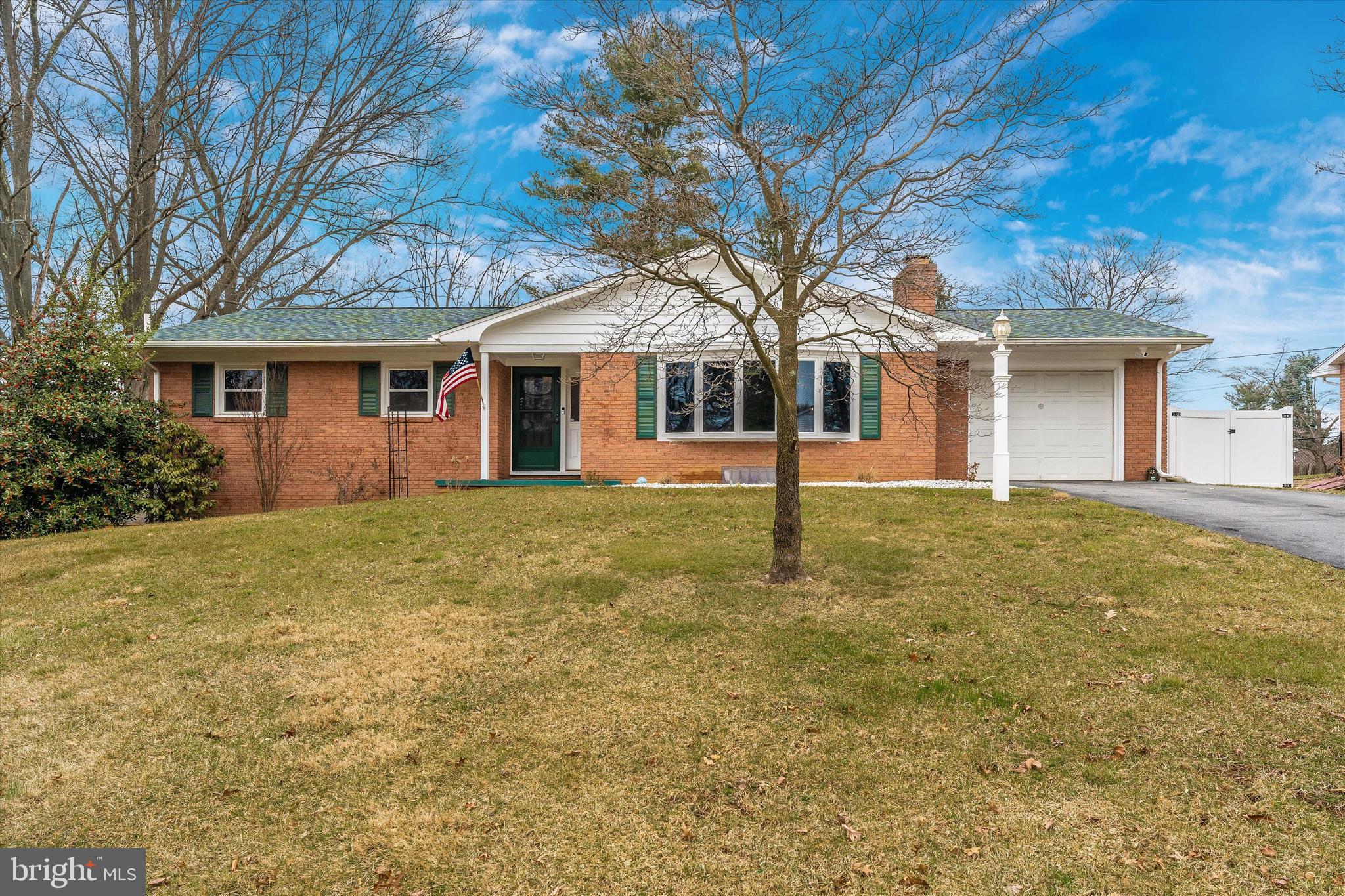 17820 Pin Oak Road Hagerstown, MD 21740 - Photo 33 of 43 Gallery Image 33