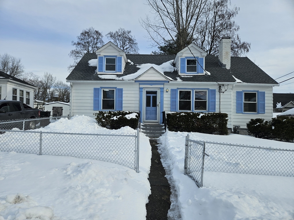 113 Lexington Street Springfield, MA 01107 - Photo 2 of 17