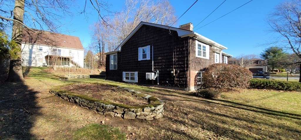 30 Miscoe Road Worcester, MA 01604 - Photo 12 of 42 Gallery Image 12