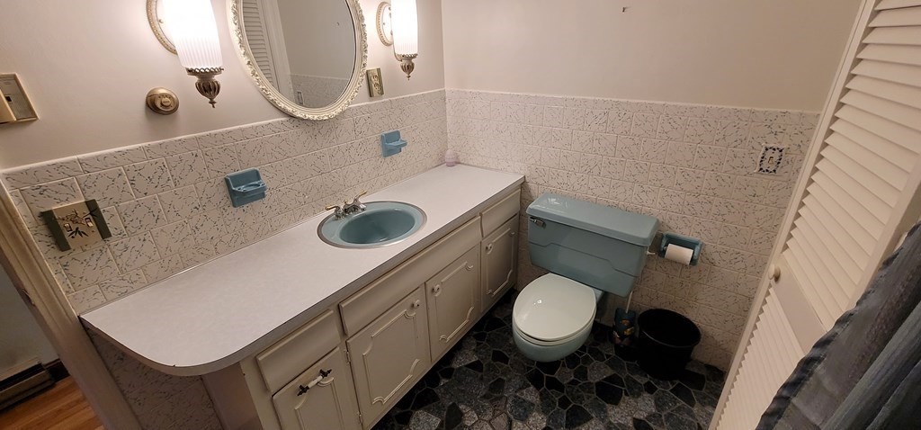 30 Miscoe Road Worcester, MA 01604 - Photo 13 of 42 Gallery Image 13
