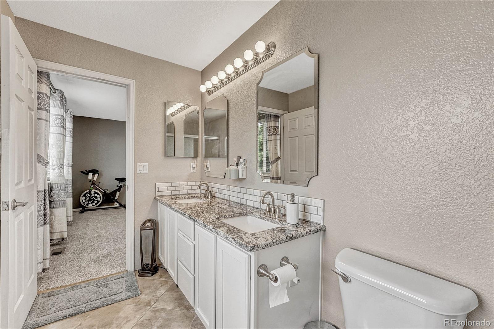 10174 Fawnbrook Lane Highlands Ranch, CO 80130 - Photo 23 of 49 Gallery Image 23
