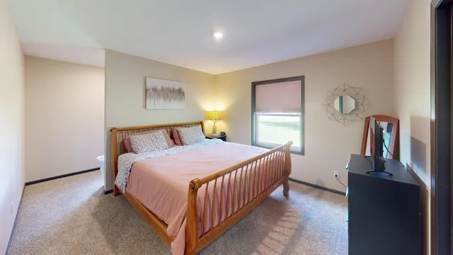 $269,500 | 305 1st Avenue Southwest, Geneva, MN 56035